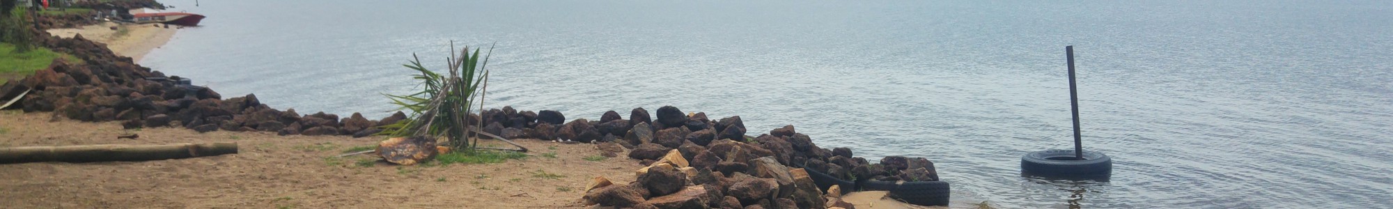 sandy coast of lake Nabugabo